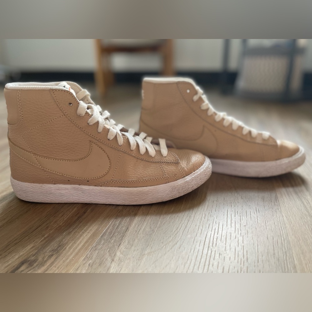 Nike Blazer Mid Premium Leather Linen/Summit White…. RARE - Picture 2 of 6
